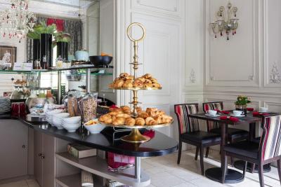 هتل رجنتز گاردن