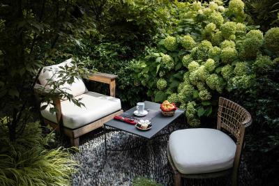 هتل رجنتز گاردن