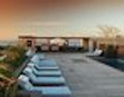 کاپ ریال لوکسوری هتل اند رسیدنس