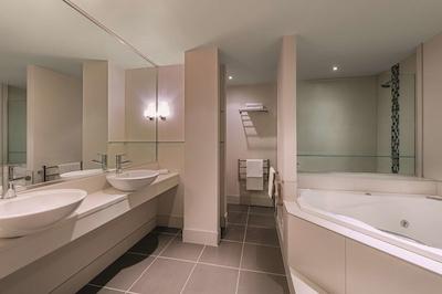 رندزووز چریسچورچ