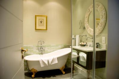 کاپ هریتاج هتل