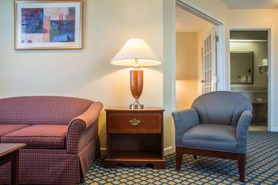 کمفرت این اند سویتز