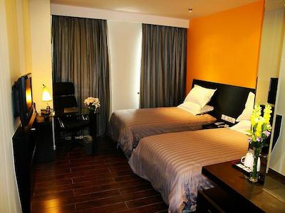 اف ایکس هتل یانشا