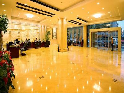 وست لاک گولدن پلازا