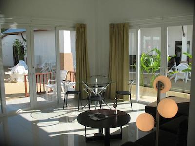 نادیوانا سرویسد اپارتمنتز