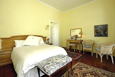 اوبرج رزندال گوست فارم