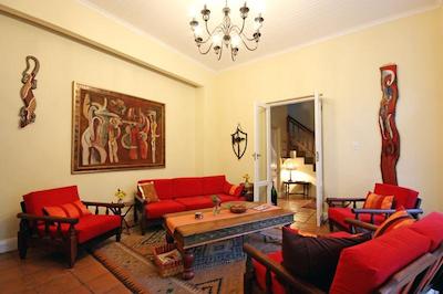 اوبرج رزندال گوست فارم