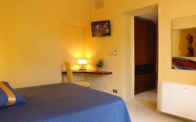 کرت دی نتونو