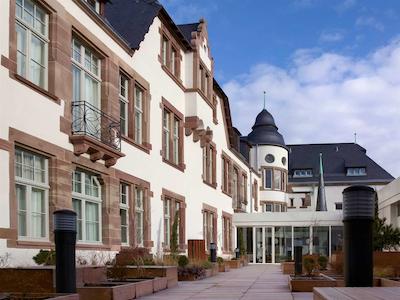 اپاردتل اداجیو استراسبورگ پلاس کلبر