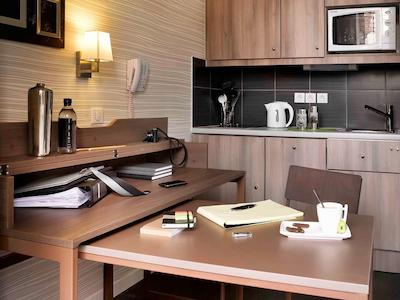 اپاردتل اداجیو استراسبورگ پلاس کلبر