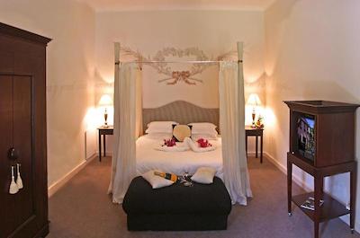 فیو اسیسُنز