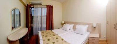 سرنا رسیدنس