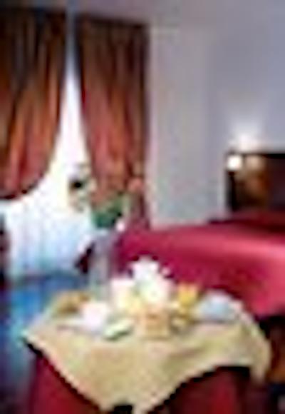 این رم رومز اند سویتز