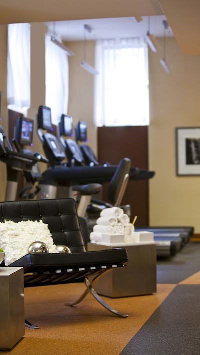 رنیسانس نو یرک هتل 57