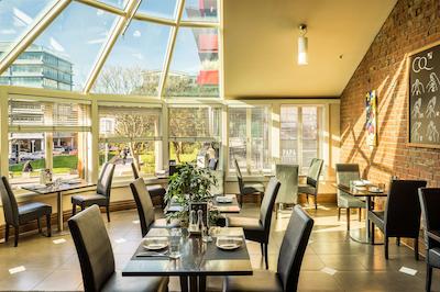 ق هتل ولینگتون