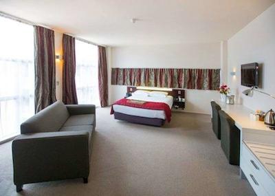 ق هتل ولینگتون