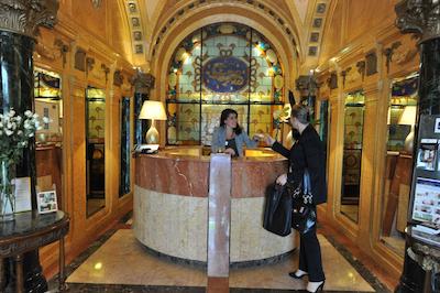 بست وسترن هتل دانجو