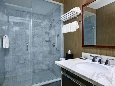 شراتون فیلادلفیا ونیورسیتی سیتی هتل