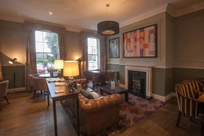 هالمارک هتل لندن چیگول پرینس رجنت