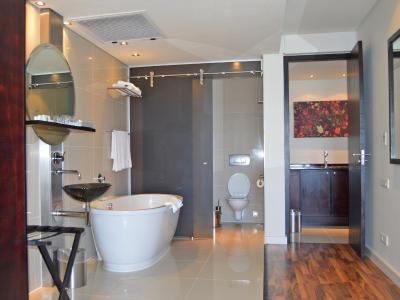 کلسوم لوکسوری هتل