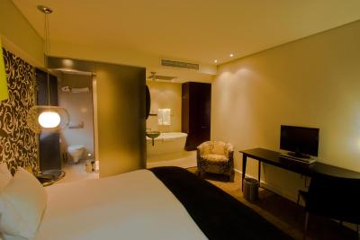 کلسوم لوکسوری هتل