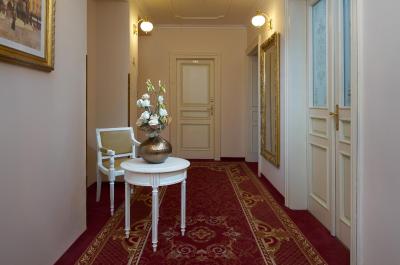 آلقوش دونتون هتل