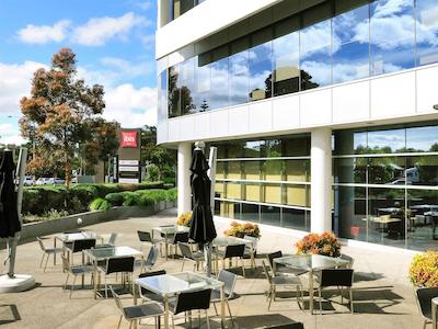 ایبیز ملبورن گلن واورلی