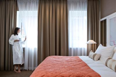 د هارمنی وینا بو پرمیر کالکشن