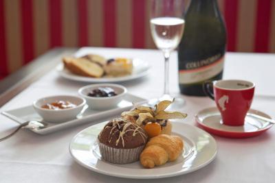 د هارمنی وینا بو پرمیر کالکشن