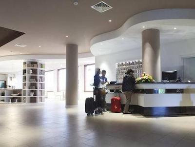 اورو هتل رما نرد