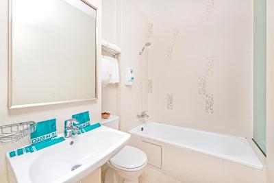 هتل 81-دیکسون