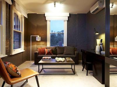 هاربور رکز هتل اسیدنی-مگالری بای سُفیتل