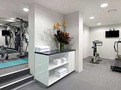 هاربور رکز هتل اسیدنی-مگالری بای سُفیتل