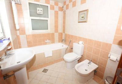 کلیفتون اینترنیشنال هتل