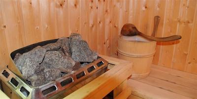 کلیفتون اینترنیشنال هتل