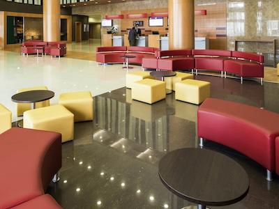 کلیفتون اینترنیشنال هتل