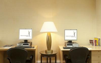 کلیفتون اینترنیشنال هتل