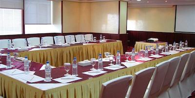 کلیفتون اینترنیشنال هتل