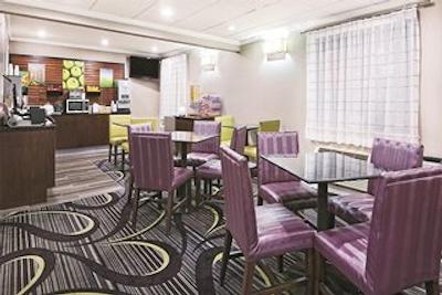 لا کوینتا این هوستون بتون ایست