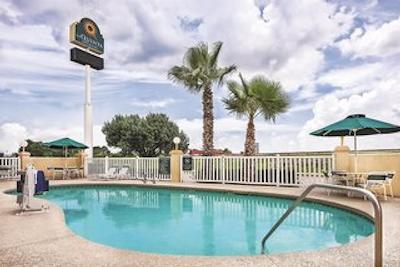 لا کوینتا این هوستون بتون ایست