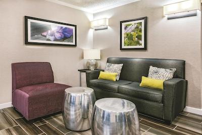 لا کوینتا این هوستون بتون ایست