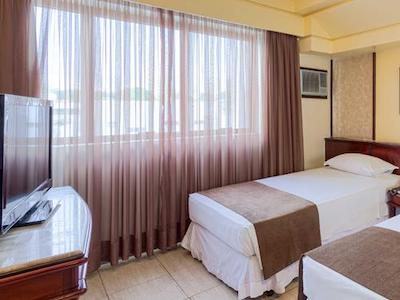 گولدن تولیپ ادرز