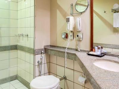 گولدن تولیپ ادرز