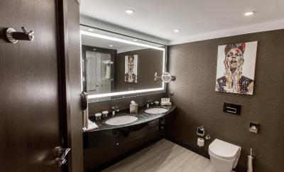 رادیسن بلو لئوگراند هتل چیسیناو