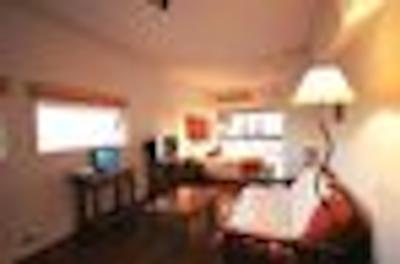 کالاو پلازا سویتز