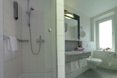 بست وسترن هتل هیدهف