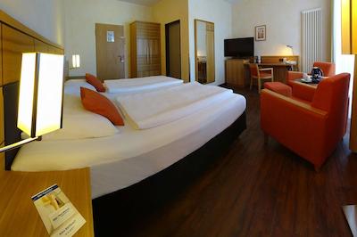 بست وسترن هتل هیدهف