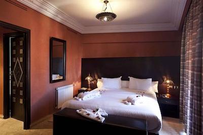 دلارسا بوتیک هتل