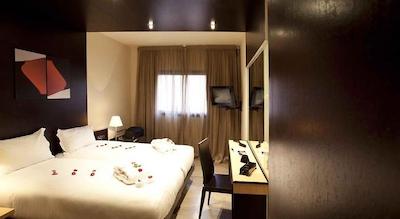 دلارسا بوتیک هتل