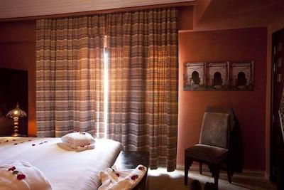 دلارسا بوتیک هتل